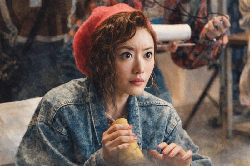 雨に叫べば｜撮影現場で緊張感のある表情を見せる女性監督の水彩画風ビジュア